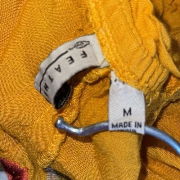 Yellow Floral Embroidered Peasant Blouse Feathers Womens M Cotton - Picture 3 of 8